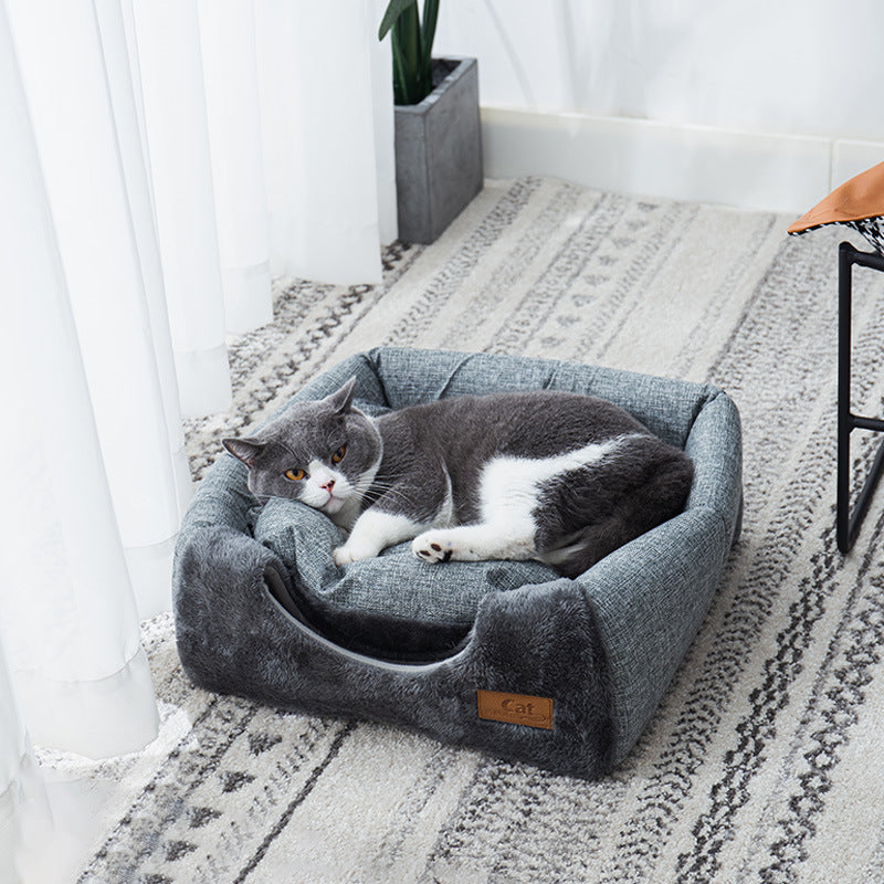 Enclosed Triangular Pet Nest